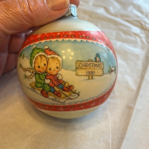 Vintage Hallmark 1980 Betsey Clark Glass Christmas Ornament in original box - Picture 2 of 13